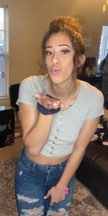Reality, 22  female escort, San Marcos