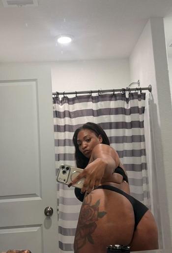 Sunny mocha queen, 30  female escort, San Marcos