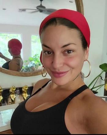 3612329957, female escort, San Marcos